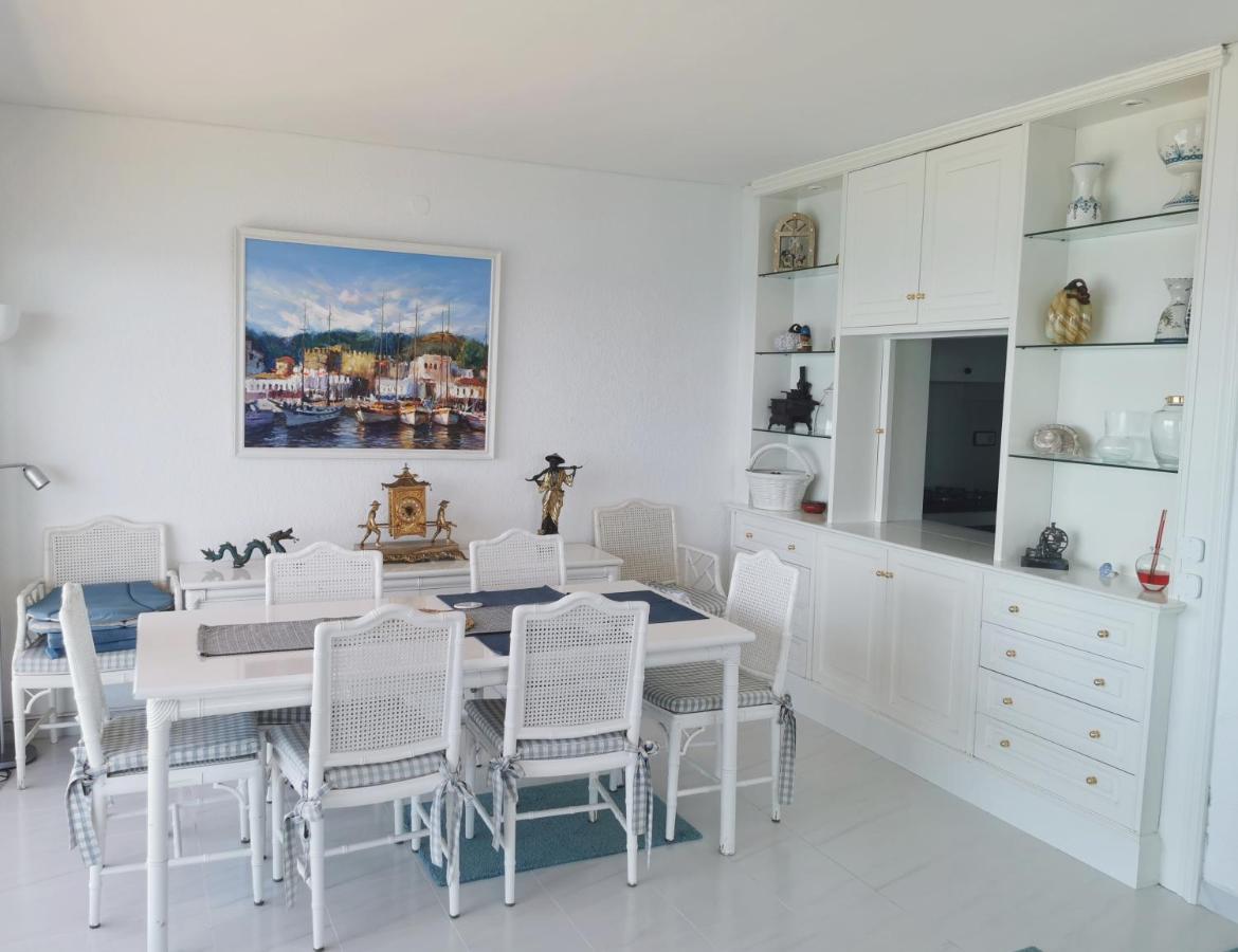 Spacious Seafront Apartment Castell-Castell-Platja d'Aro Extérieur photo